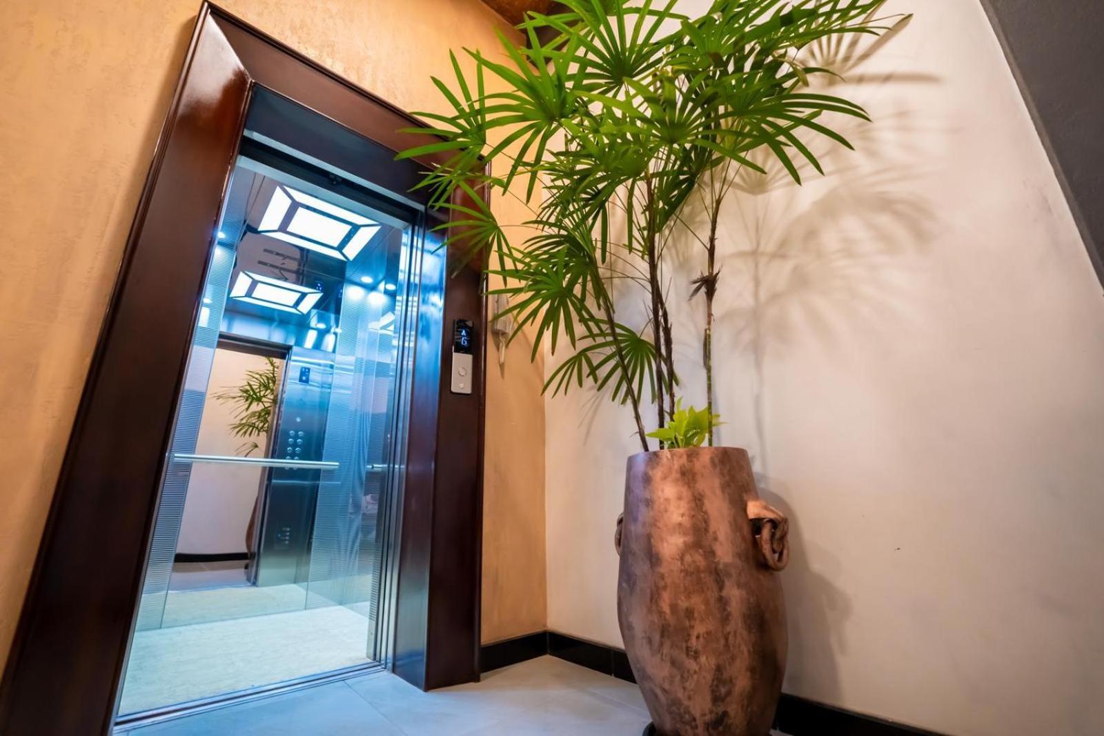 Limeshine - Airport Transit Hotels & Residences كاتوناياكى المظهر الخارجي الصورة